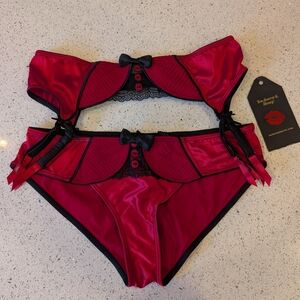 Vintage and rare Honey Birdette Fifi Set. 32B bra, XS suspenders and S brief